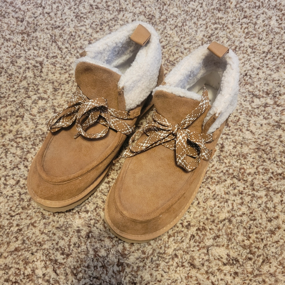 *LAST CHANCE* Very G Tan Moccasins with Cozy Lining